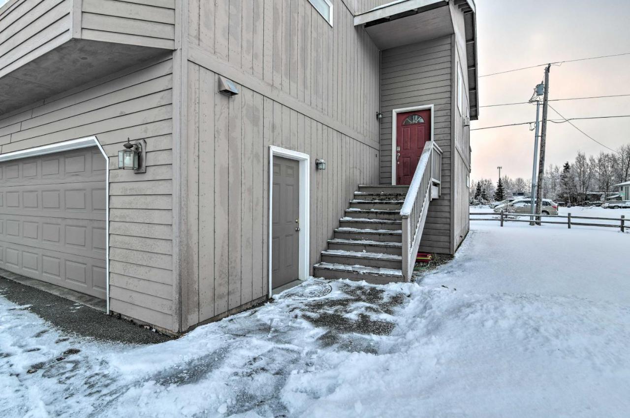 Cozy Anchorage Townhome Less Than Half Mile To Jewel Lake! Exterior photo